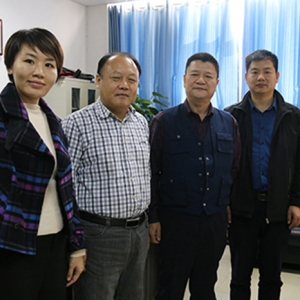 縱覽線纜集團副董事長徐洪虎走訪河南工學(xué)院，探討電線電纜人才培養(yǎng)機制 ... ... ... . ...