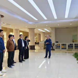 寧波東方電纜股份有限公司董事長夏崇耀率隊到縱覽集團開展業(yè)務(wù)交流